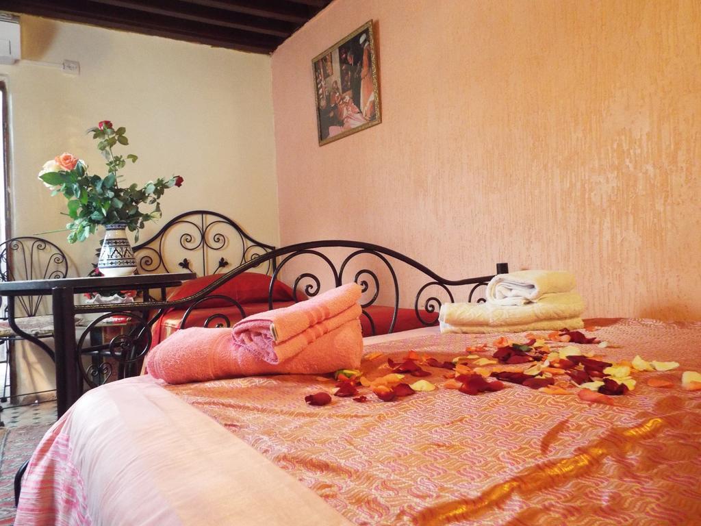 Hotel Dar Fes Huda Pokoj fotografie